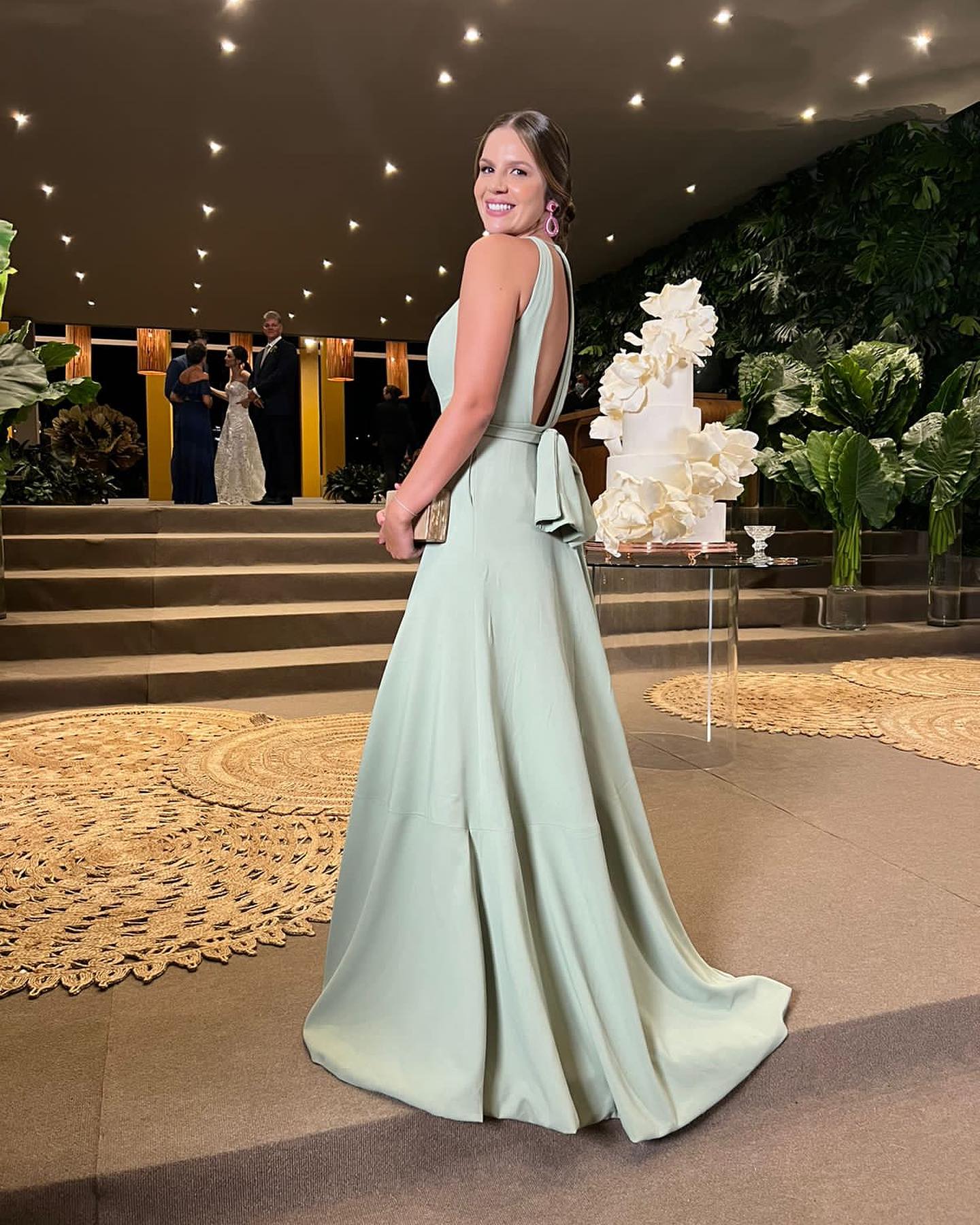 Studio Nai Aluguel De Vestidos E Roupas Para Festa | tuum.com.br